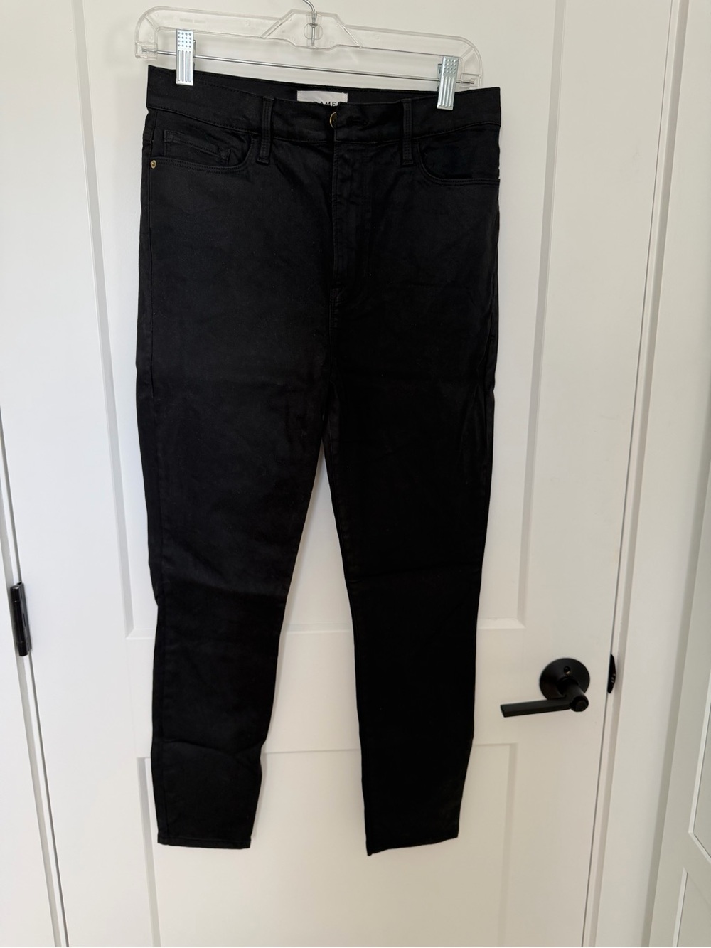 Frame Denim High Rise Skinny Jeans in Black